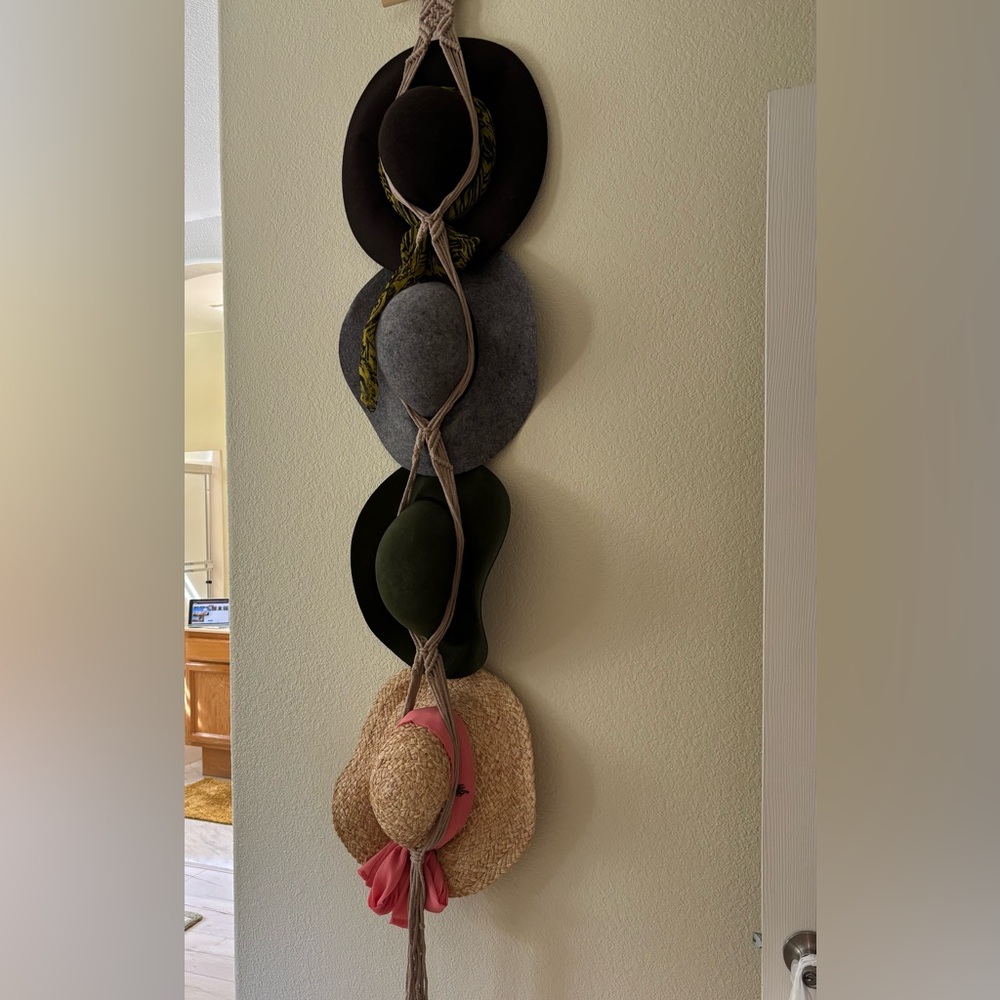 Elegant Hat Wall Decor